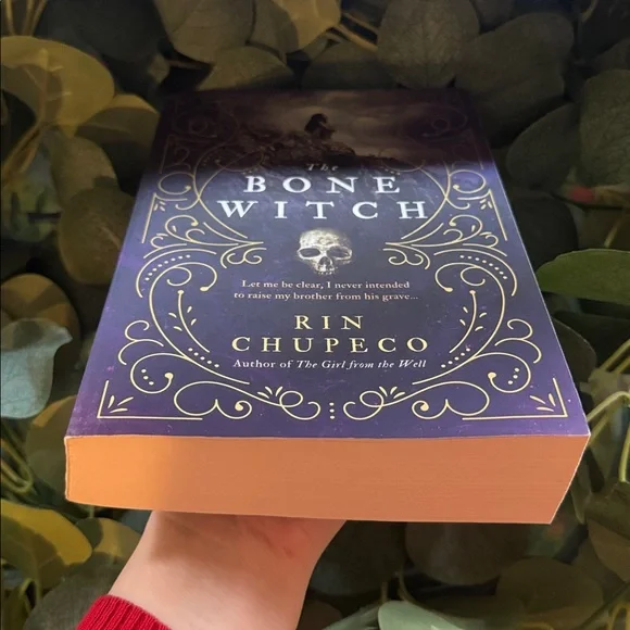 The Bone Witch by Rin Chupeco - Picture 5 of 5